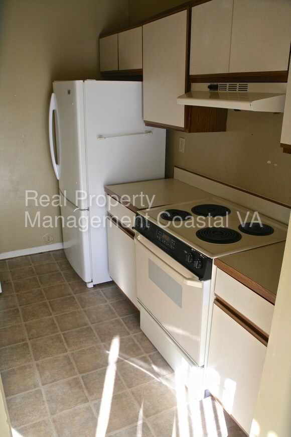 Foto del edificio - 3766 Towne Point Rd