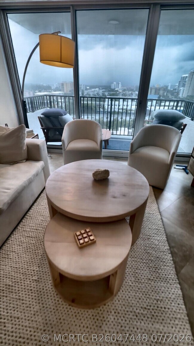 Foto del edificio - 531 N Ocean Blvd