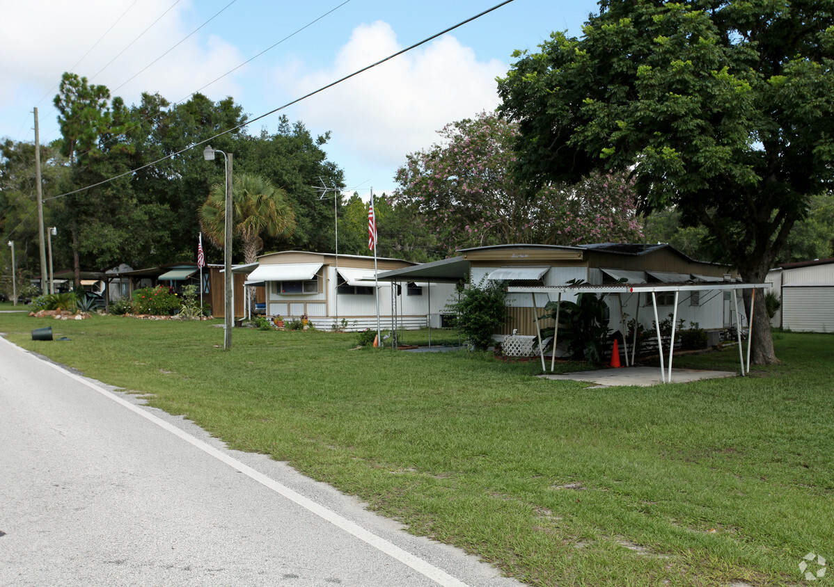 Foto del edificio - Sunny Pines Mobile Home Park