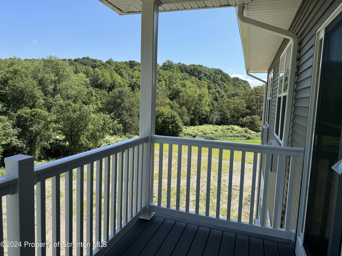 325 Circle Dr, Taylor, PA 18517 - Room for Rent in Taylor, PA |  Apartments.com