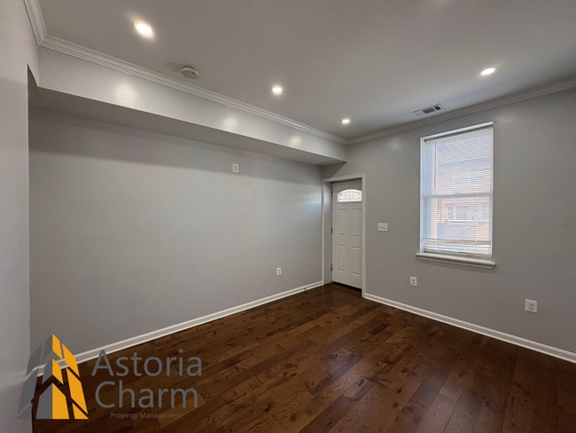 Foto del edificio - Updated 2 Bed Home with Backyard and Great...