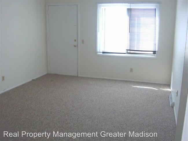 Building Photo - 2601 Scofield St