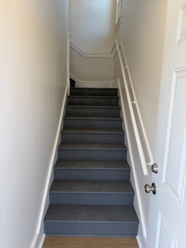 Building Photo - 1443 Linden Ave