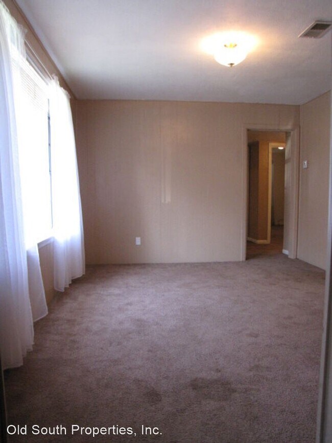 Building Photo - 3 br, 1 bath House - 216 Betty Rd