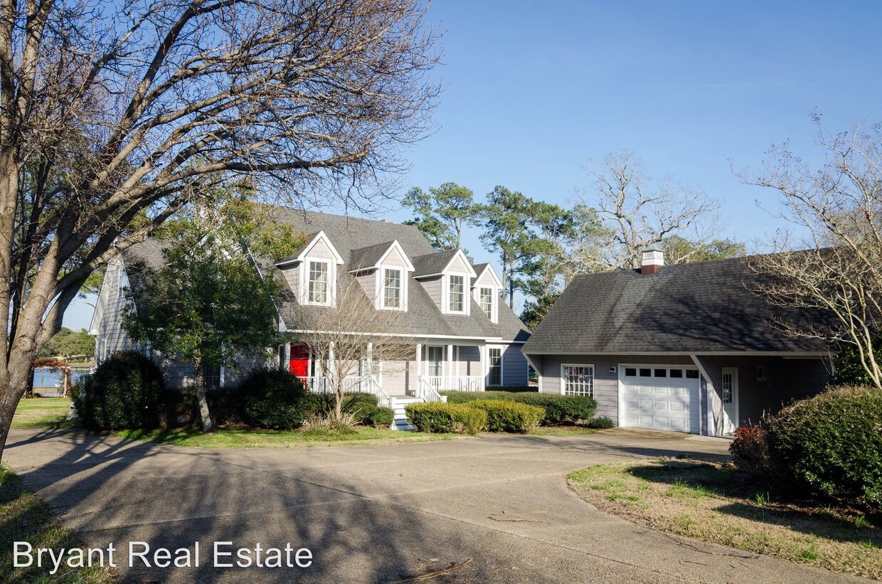 Primary Photo - 4 br, 3.5 bath House - 7522 Dunbar Road
