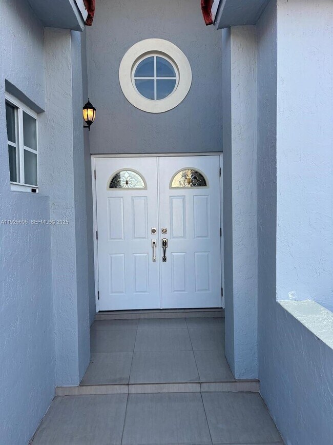 Foto del edificio - 16124 SW 55th Terrace