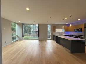 Building Photo - 5007 Renton Ave S Building Photo - 5007 Renton Ave S