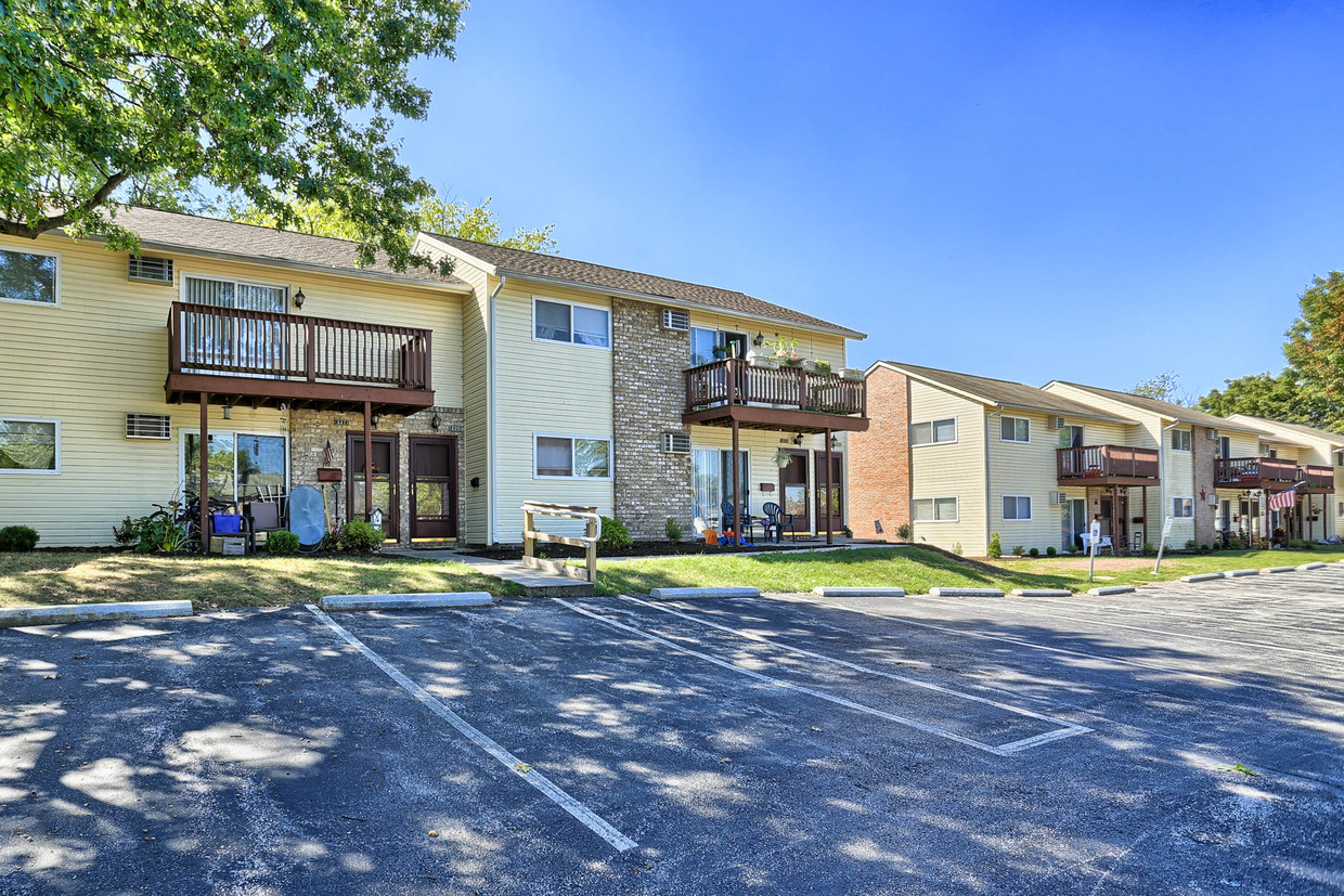 Primary Photo - Breckenridge Village Apartments