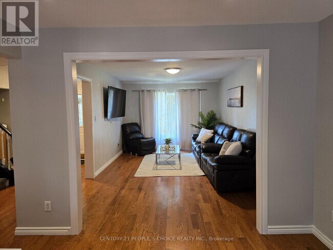 Building Photo - 6063 Farmstead Ln