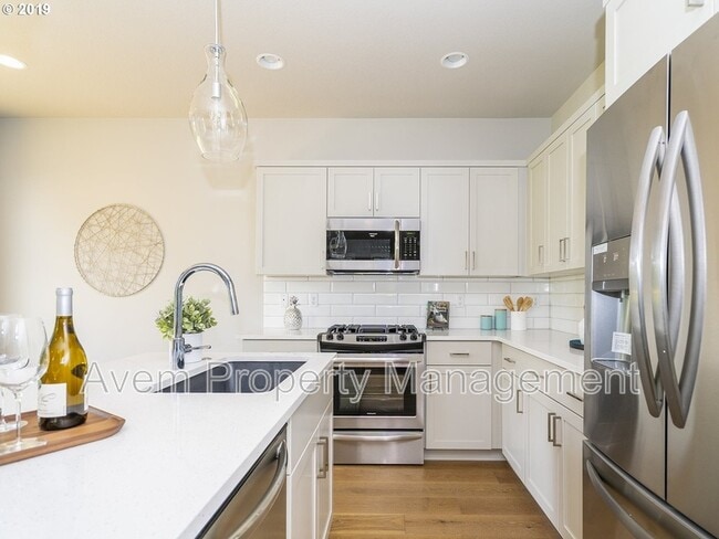 Foto del edificio - 10909 SW Annand Hill Ct