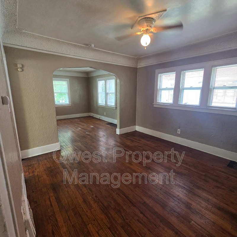 Primary Photo - 626 Oakdale St SE