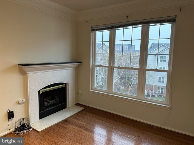 Foto del edificio - 1550 Spring Gate Dr.