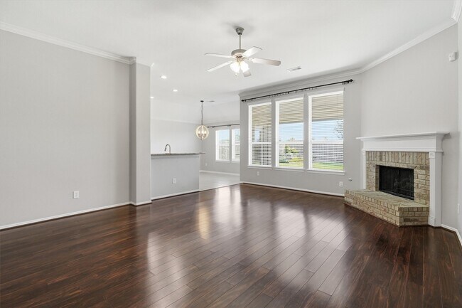 Foto del edificio - 2506 Barton Springs St