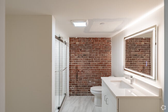 Interior Photo - The John Kam Malt House