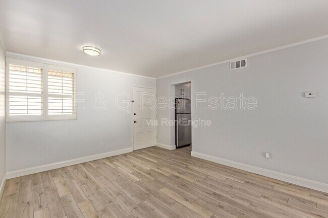 Building Photo - 4727 E Lafayette Blvd