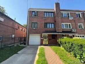 Building Photo - 161-34 28th Ave