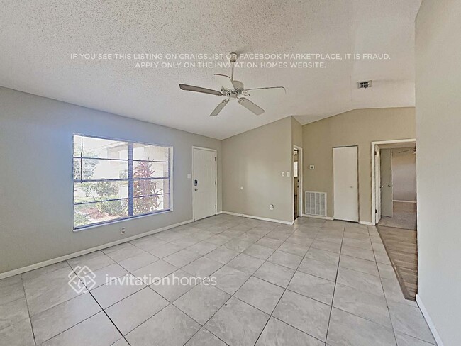 Foto del edificio - 15903 Eagle River Way