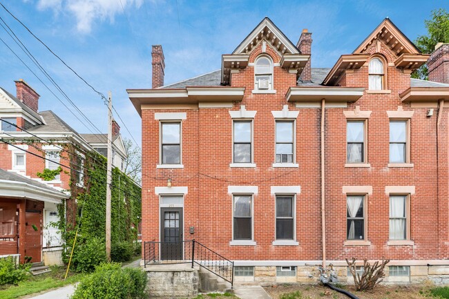 Building Photo - 277 S Champion Ave