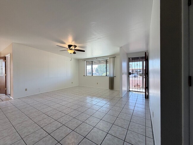 Foto del edificio - 3BR/2BA with Carport 1,958 sq.ft. rental in Sierra Vista, AZ