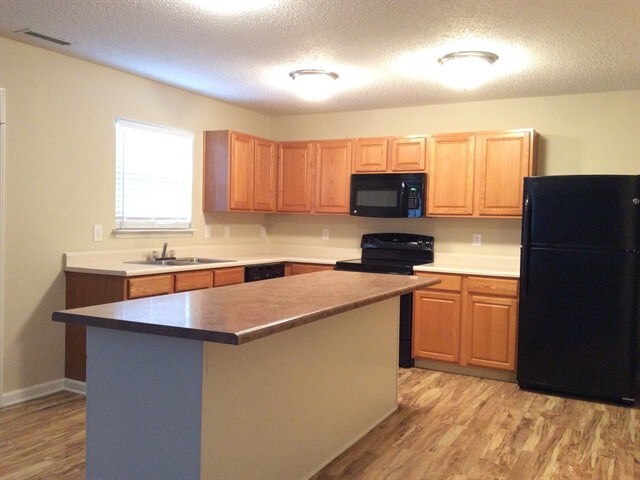 Foto del edificio - 1281 Rosemary Ct