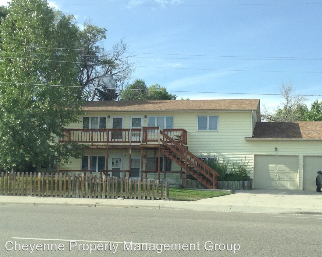 Foto principal - 2 br, 1 bath House - 236 E Carlson