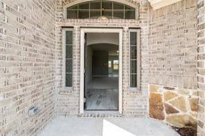 Building Photo - 7811 Cottonwood Dr