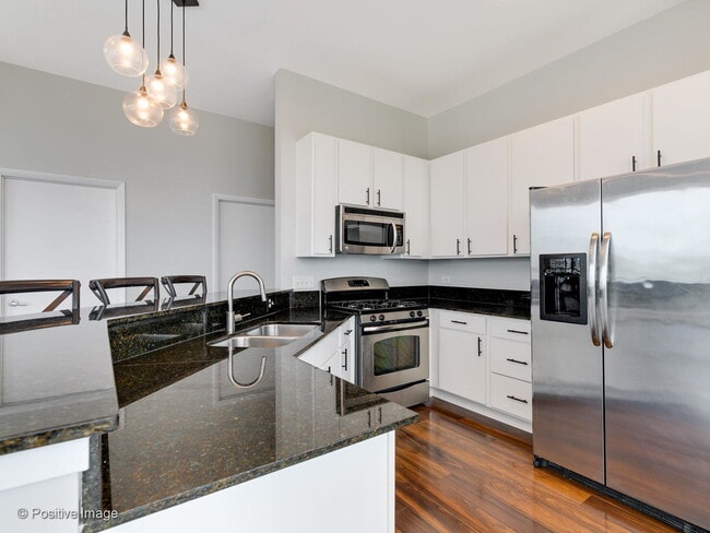 Foto del edificio - 757 N Orleans St