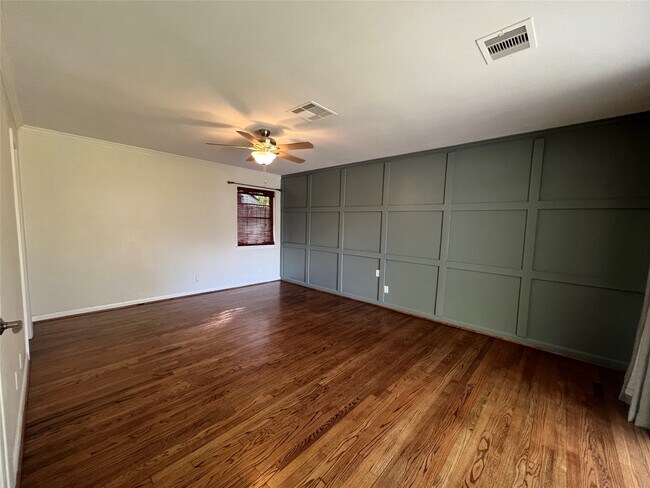 Building Photo - 4311 Benning Dr