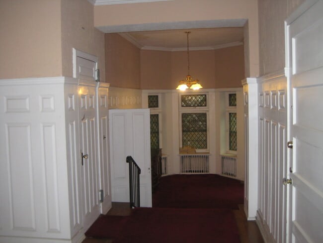 Building Photo - 287 State St