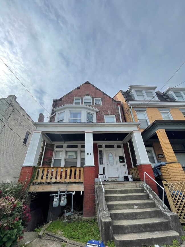 Building Photo - 424 Atwood St