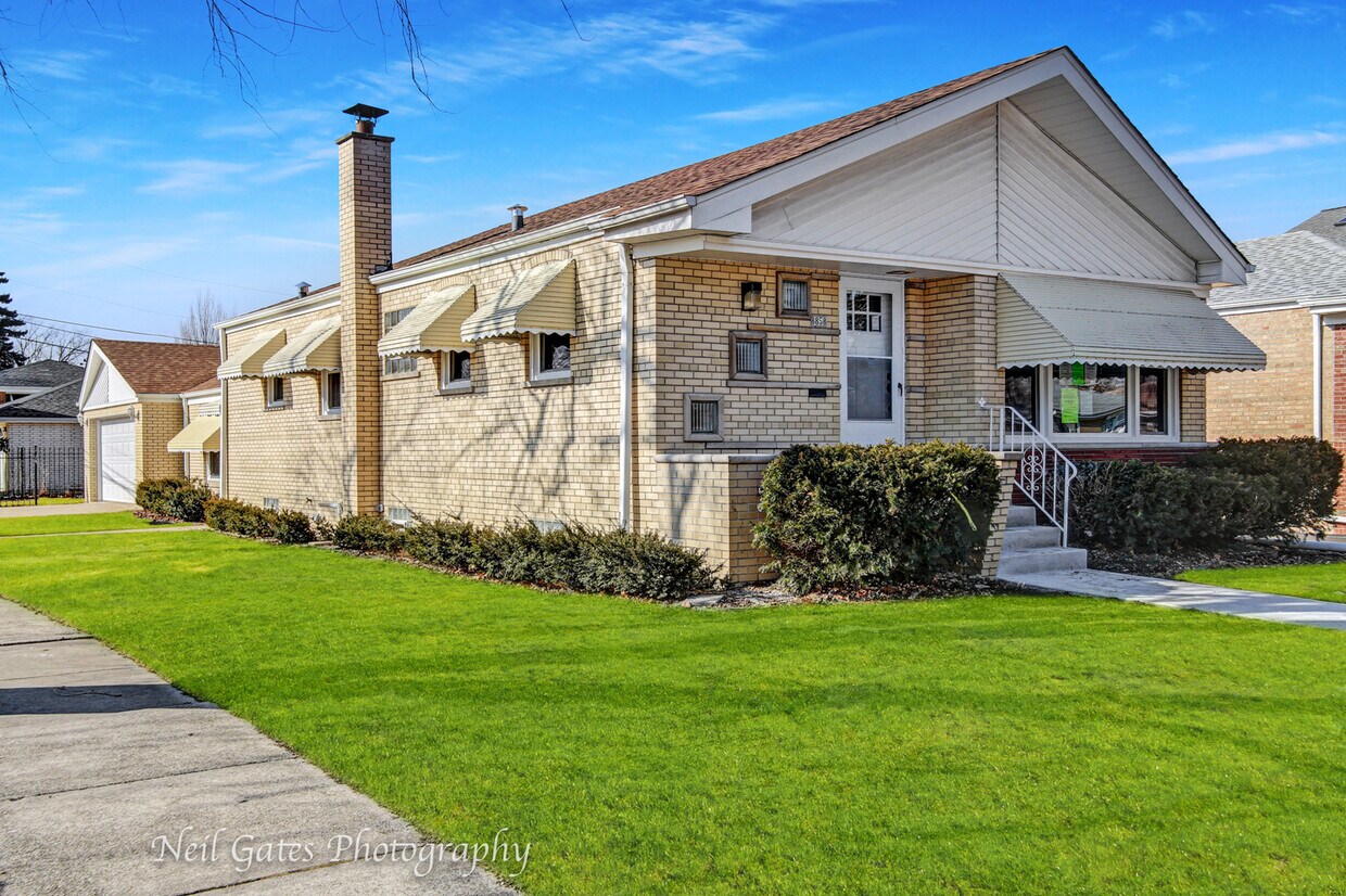 8858 S Francisco Ave, Chicago, IL 60805 House Rental in Chicago, IL