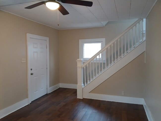 Building Photo - BELOW MARKET RENT!