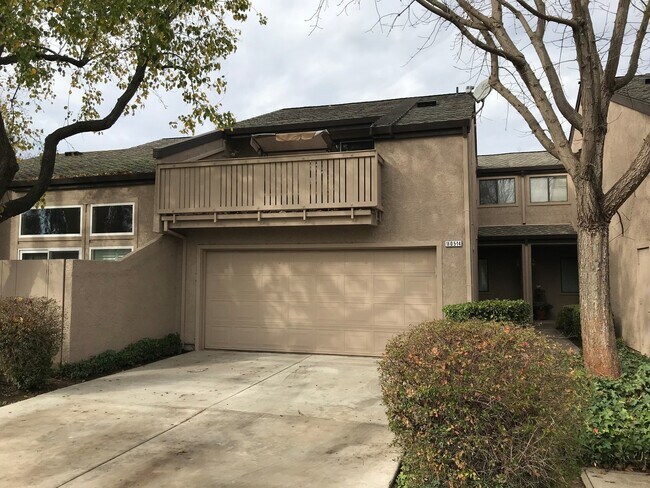 Foto del edificio - Upscale condo located in gated Community!