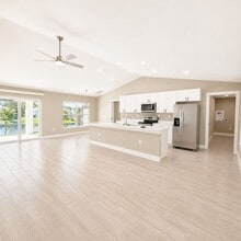 Building Photo - 3464 NE 9th Pl