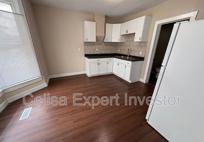 Foto del edificio - 2506 Miner St