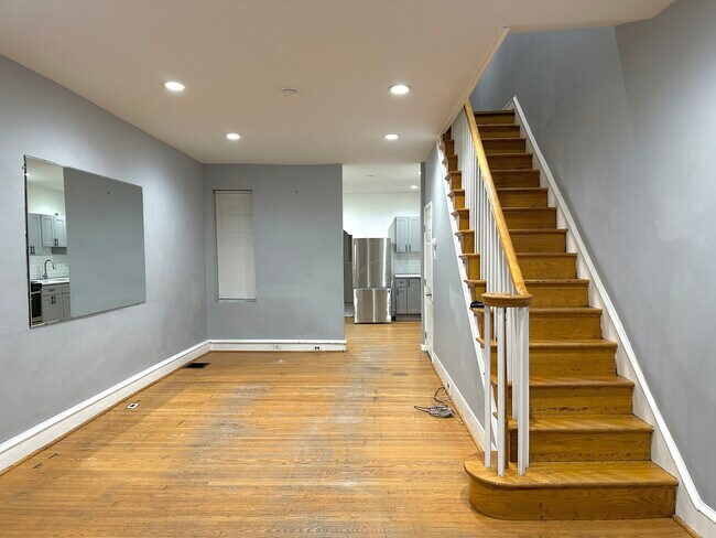 Building Photo - 2932 Aramingo Ave