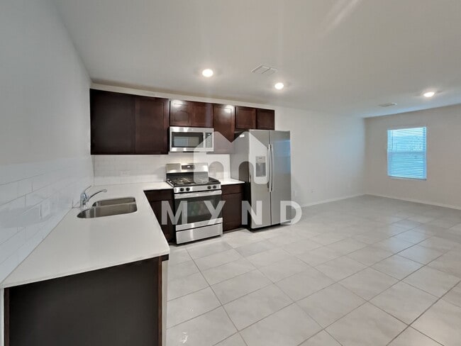 Building Photo - 3030 Wallace Wells Ct