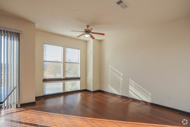 1BR, 1BA - 670SF - A1 - Arthouse