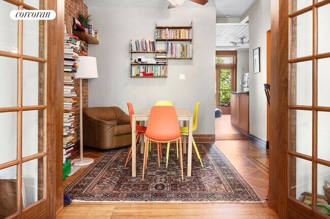 Foto del edificio - 693 Sackett St