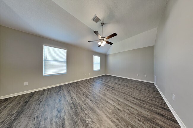 Foto del edificio - 12115 Carriage Oak Cir