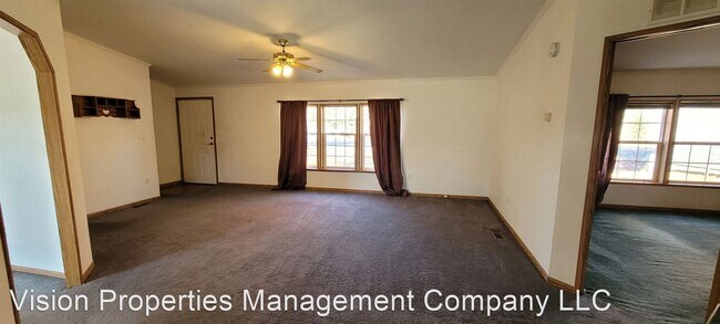 Foto del edificio - 3 br, 2 bath House - 406 Bemidji Rd NW