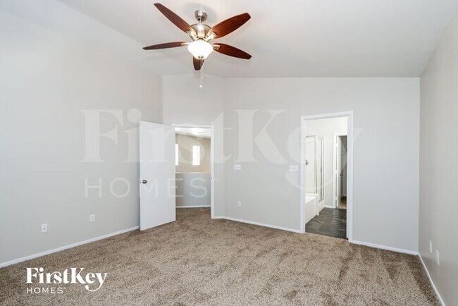 Foto del edificio - 5935 Moondance Ct