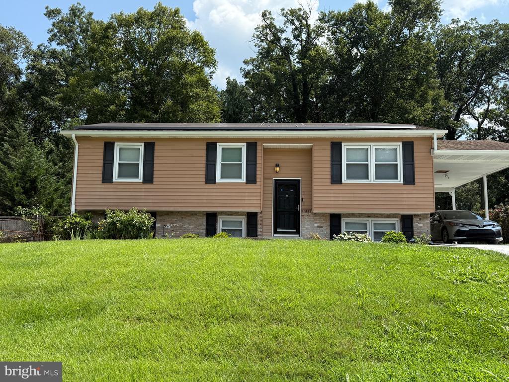 Primary Photo - 8605 Perth Ln