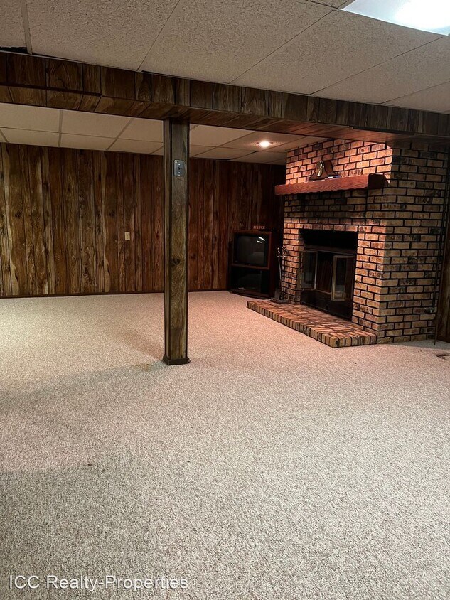 Foto del edificio - 3 br, 2 bath House - 4021 10th Street