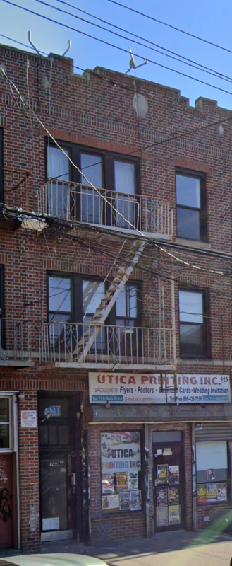 Primary Photo - 923 Utica Ave