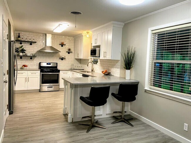 Foto del edificio - 11511 N Oaks Dr