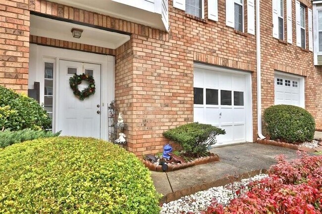 Building Photo - 1399 Vintage Pointe Dr