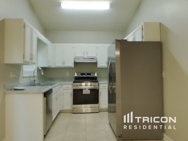 Foto del edificio - 6320 Holborne Ln