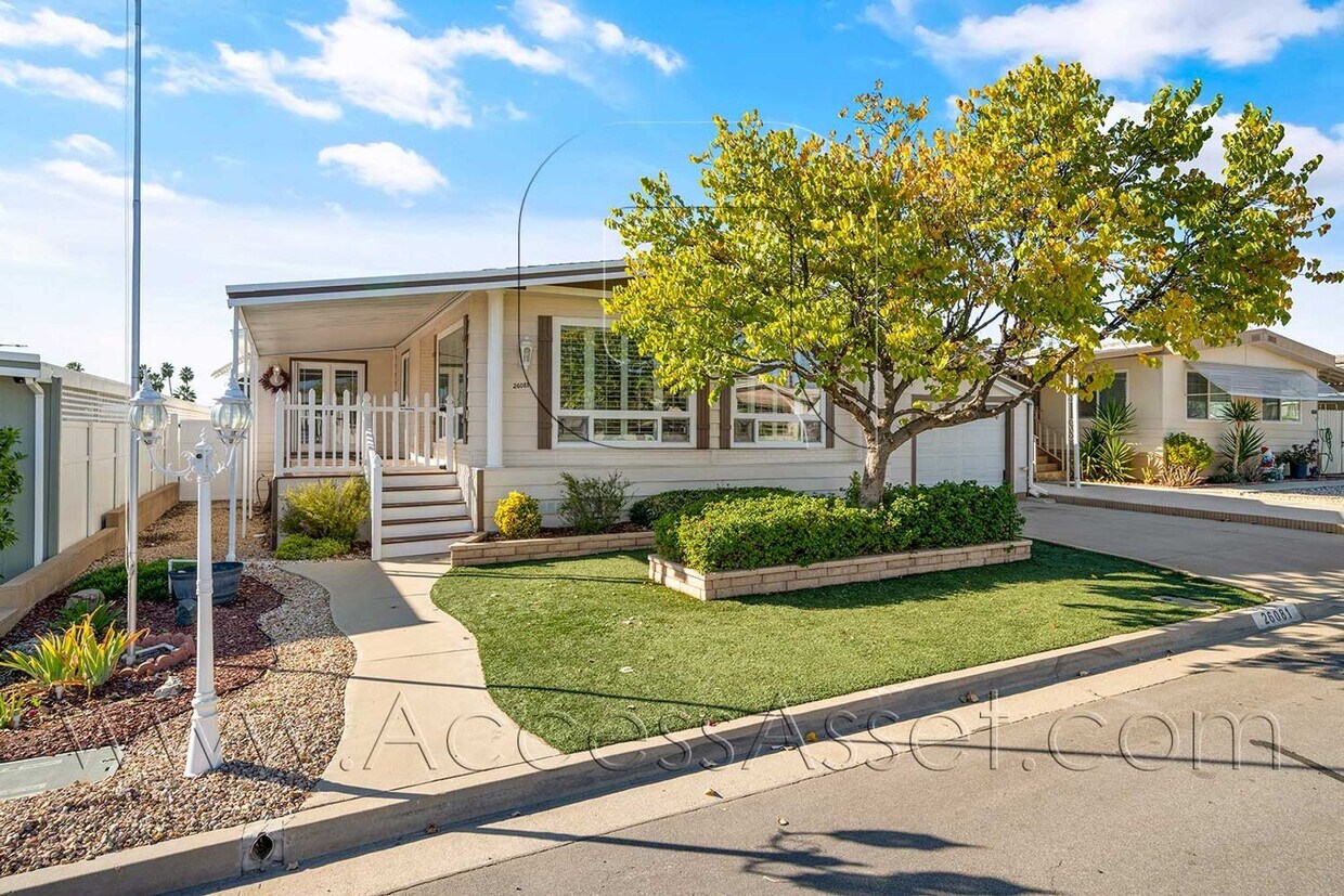 Foto principal - Beautiful 2 Bed/2 Bath Manufactured Home i...