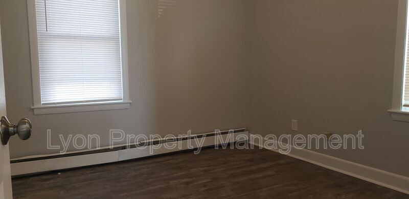 Building Photo - 57 Fairmount Ave